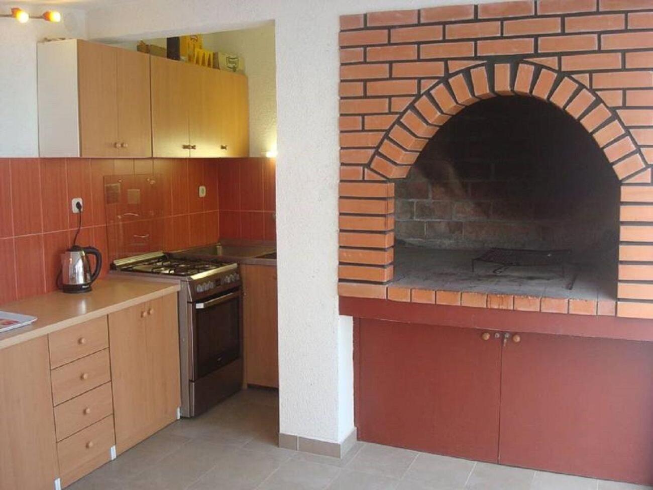 Apartments Mato Вис Екстериор снимка